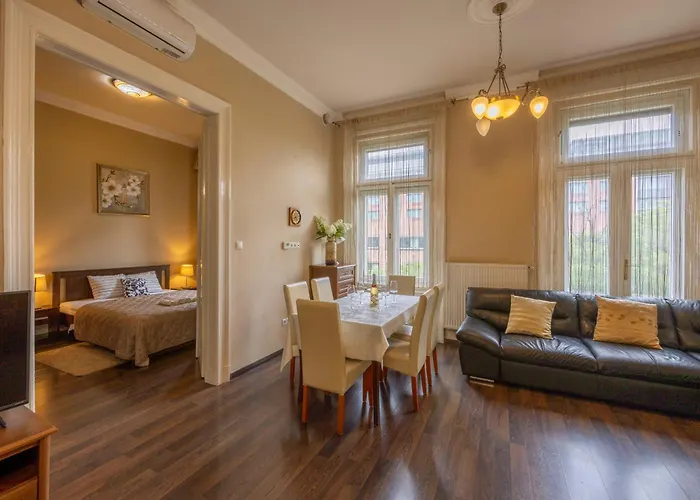 Warm & Cozy By Anna Appartement Boedapest